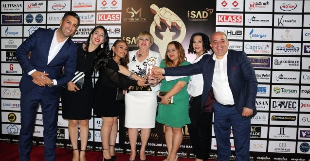 Merit Lefkoşa ve Gürses’i onurlandıran ödül