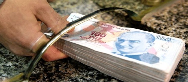 İşçilerin bayramlıkları ödendi