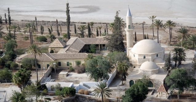 Hala Sultan yanına kafe