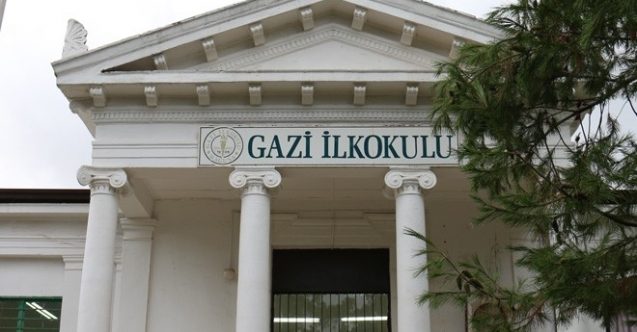 Üç okul birleştiriliyor