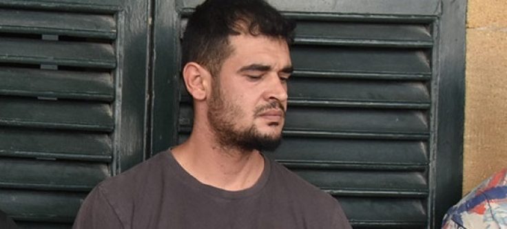 Eşi ile arkadaş oldu diye kafa atarak dişini kırdı