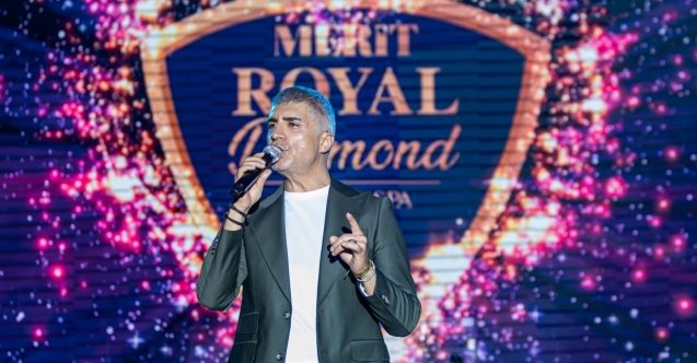 Merit Royal Diamond’da Özcan Deniz coşkusu