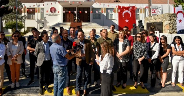 Mecliste uyarı grevi