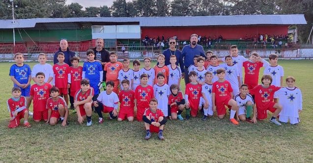 Merit, minikleri futbol turnuvasında buluşturdu