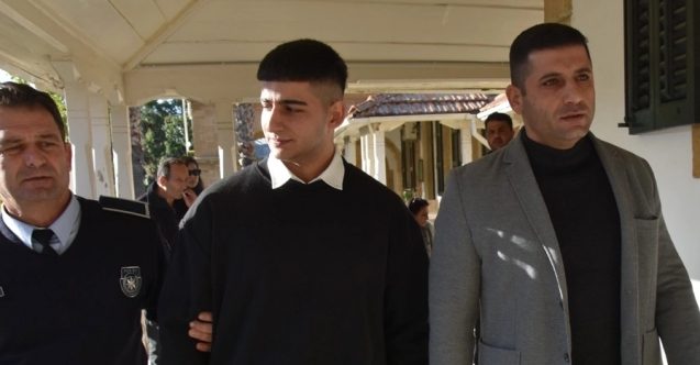 Biri 18 ay diğeri 3 yıl hapis yatacak