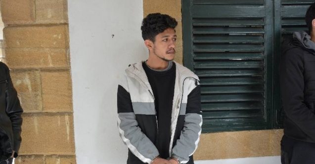 Aranan şahıslar var