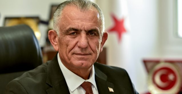 “Bir öğrencinin başörtüsü takması laikliğe aykırı değil"