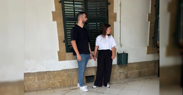 Erhürman’ın cep telefonunu çaldılar