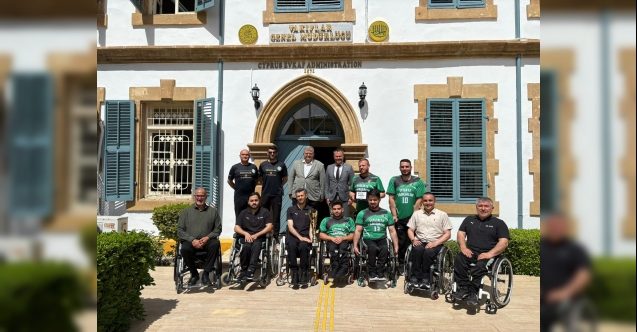 Vakıflar Tekerlekli Sandalye Basketbol Takımı onurlandırıldı