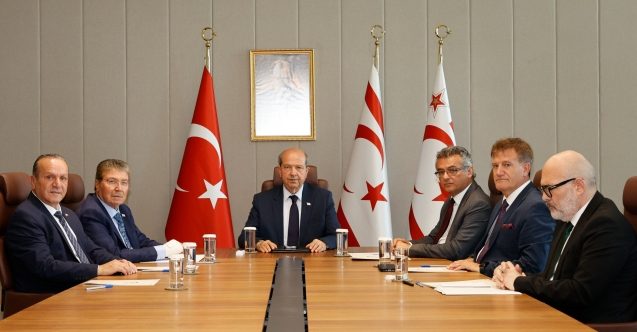 Külliye'de parti başkanlarıyla toplantı