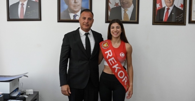 Cahitoğlu’ndan Ecem’e tebrik