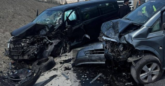 Yine dağ yolu yine kaza: 4 yaralı