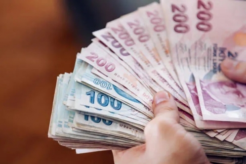 Memurlara bir yılda 3 milyar TL ek mesai