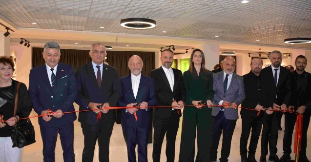 GÜNSEL Sanat Müzesi kapılarını açtı