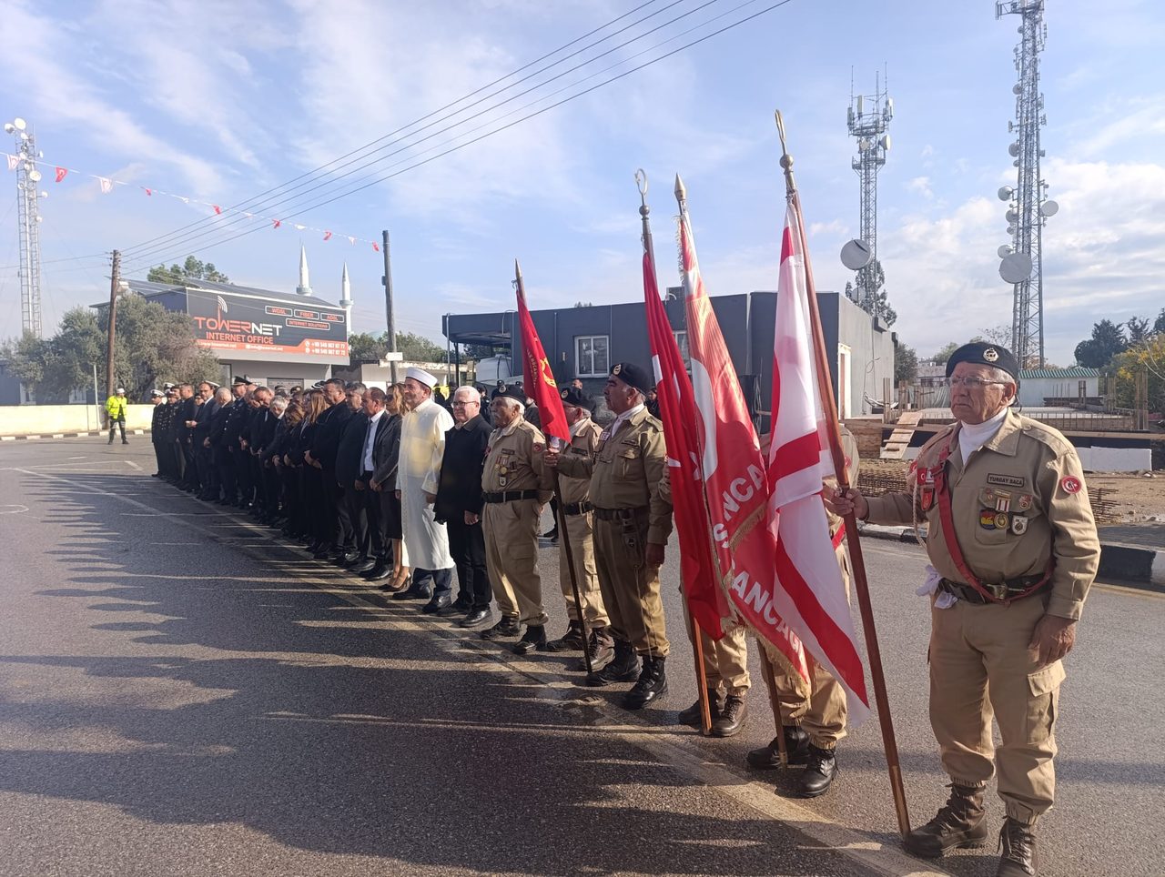 Larnaka şehitleri anıldı