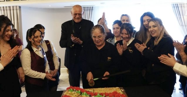 Les Ambassadeurs’tan kadın çalışanlarına 8 Mart kutlaması