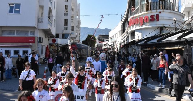 Girne sokaklarında 23 Nisan coşkusu