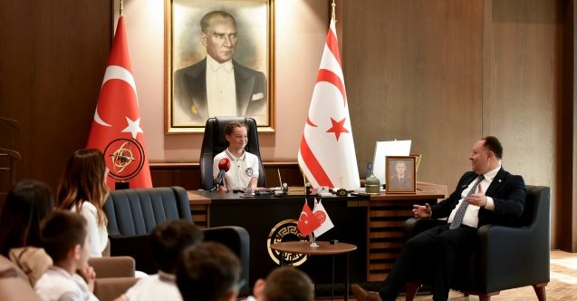 Öztürkler'den çocuklara: "Buranın gerçek sahipleri sizlersiniz"