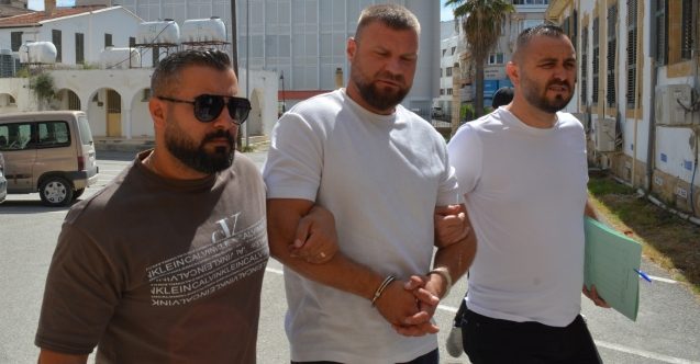 Uyuşturucu taşıyan kurye cezaevine yollandı