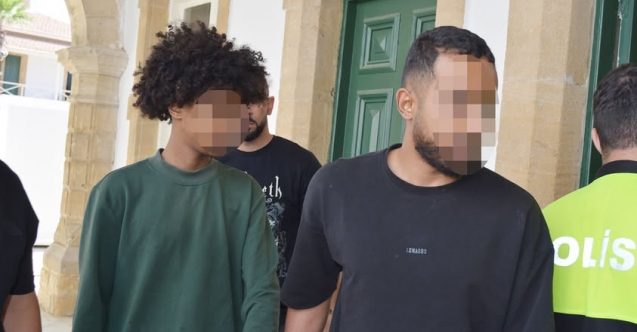 Evlerinde uyuşturucu ile yakalandılar