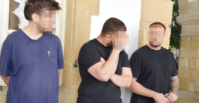 Güney'e kurye gönderip uyuşturucu getirttiler