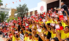 23 Nisana dolu dolu kutlama