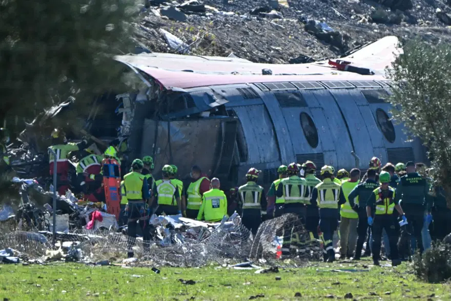 İspanya'da tren faciası: 64 ölü