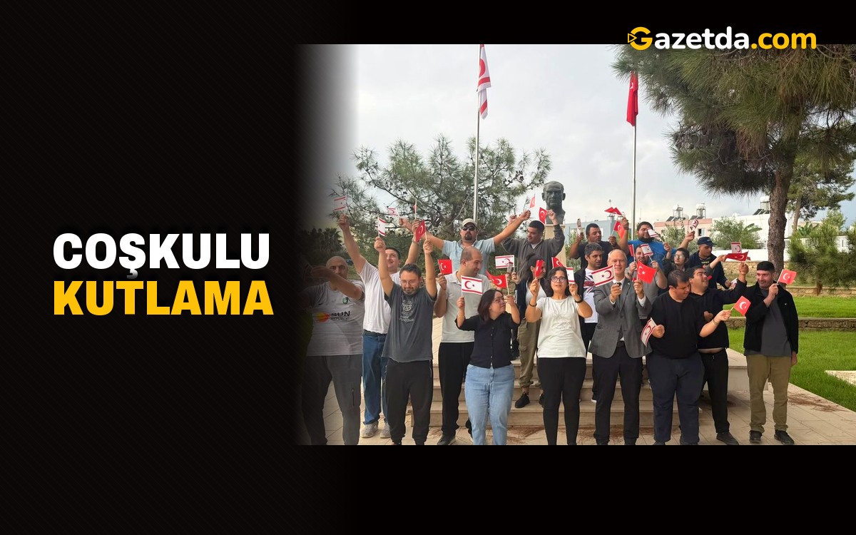 Coşkulu kutlama