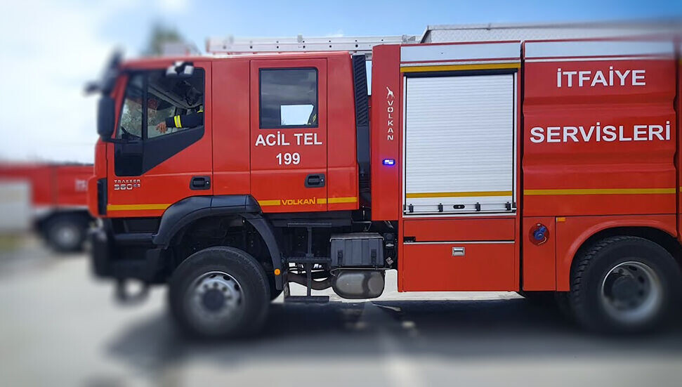 Lefkoşa ve Ercan'da araç yangınları çıktı